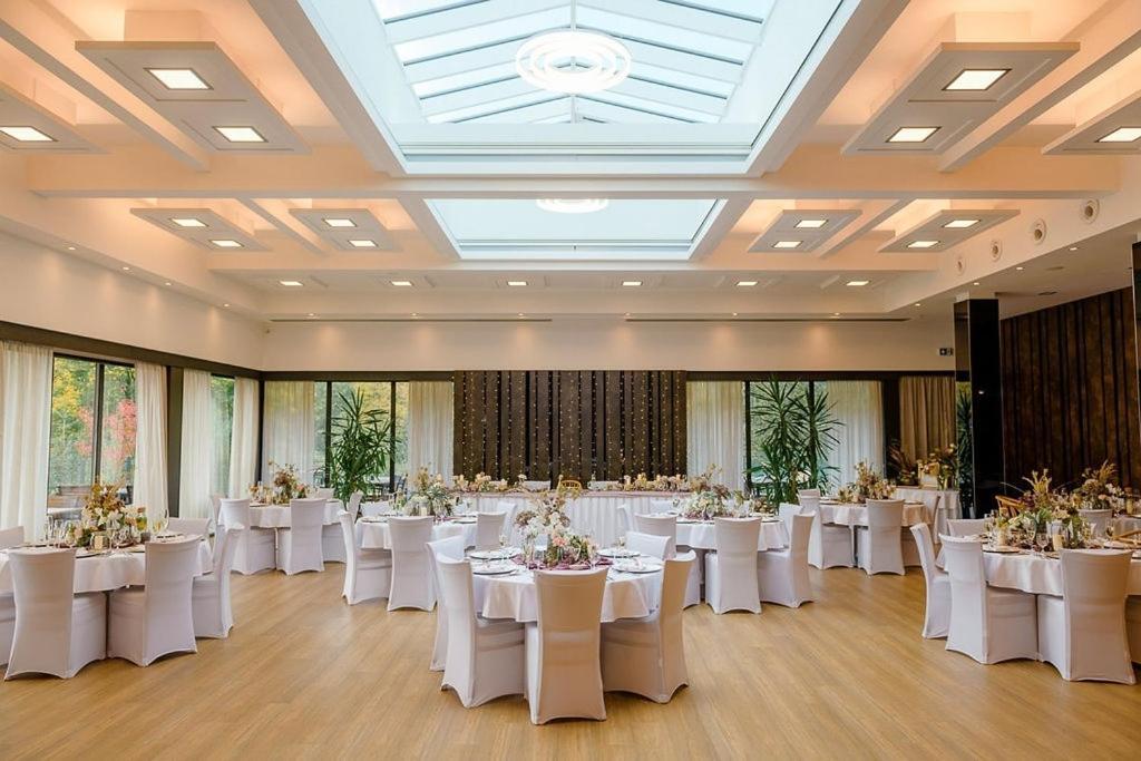 Hotel Bartos Frenštát pod Radhoštěm Bagian luar foto