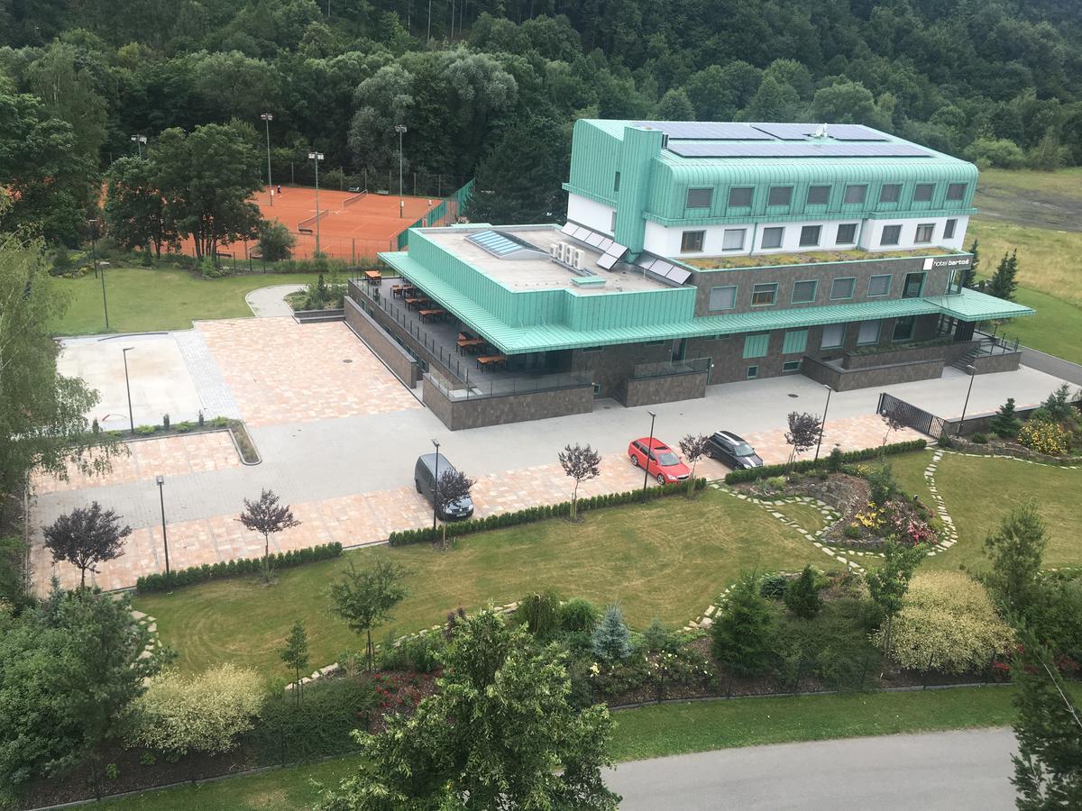 Hotel Bartos Frenštát pod Radhoštěm Bagian luar foto