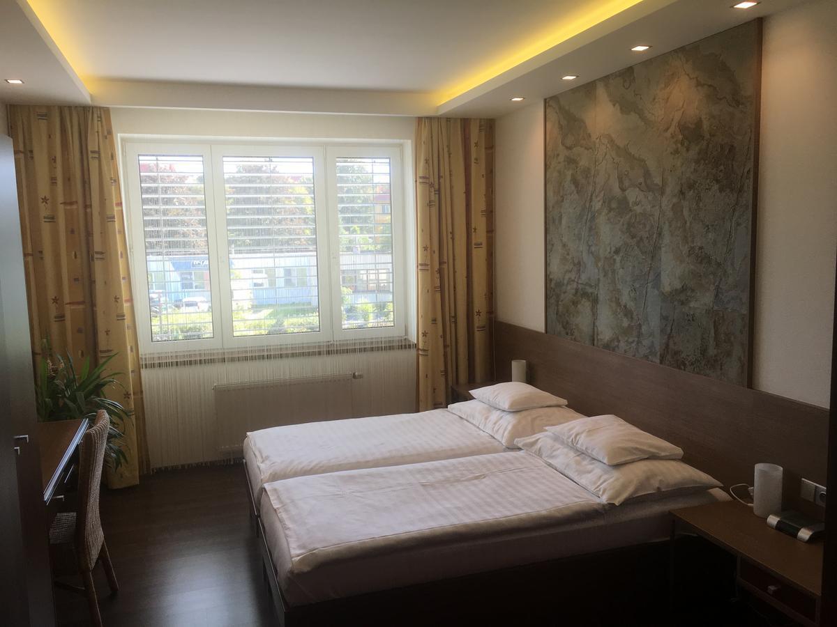 Hotel Bartos Frenštát pod Radhoštěm Bagian luar foto