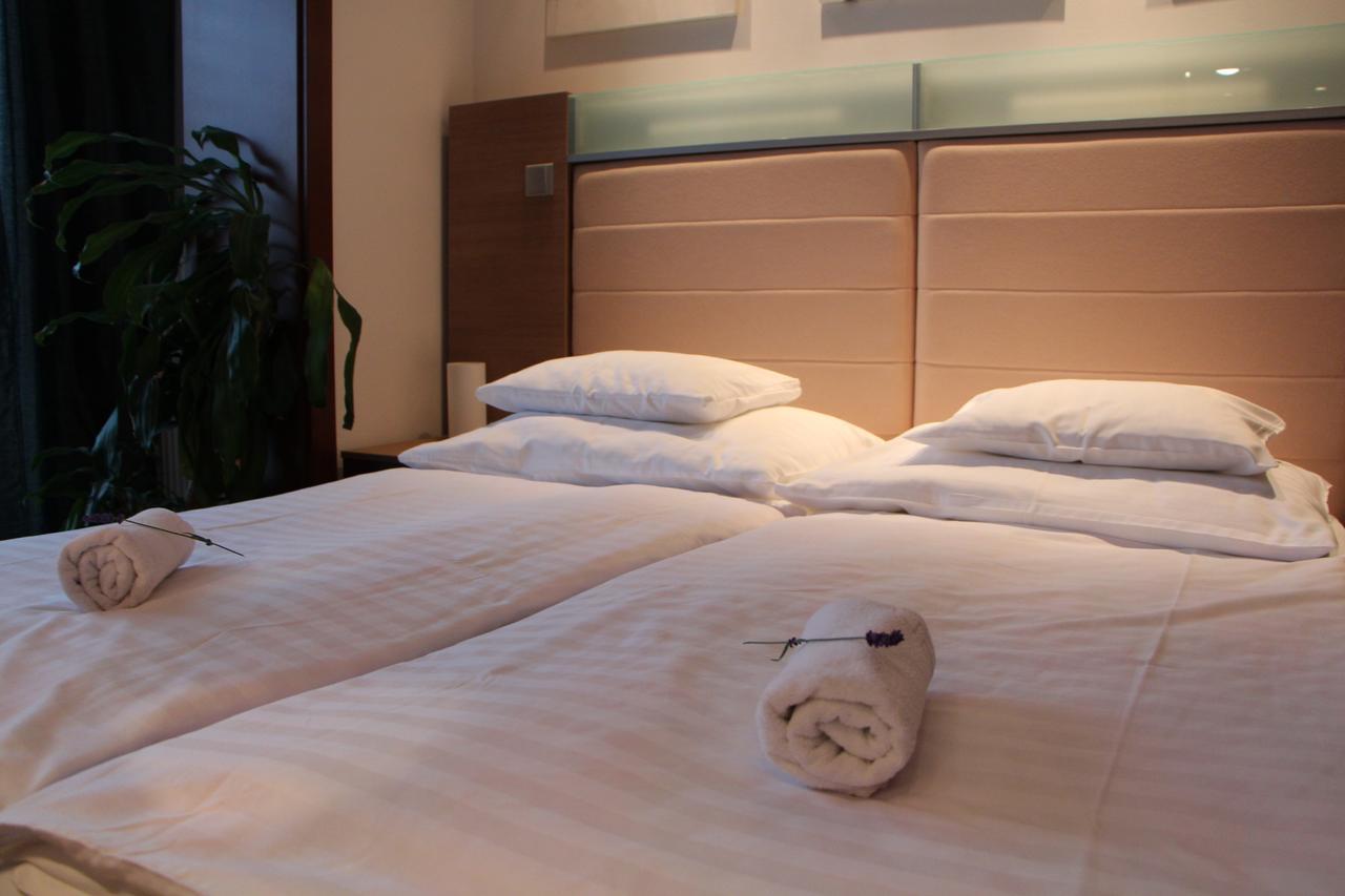 Hotel Bartos Frenštát pod Radhoštěm Bagian luar foto