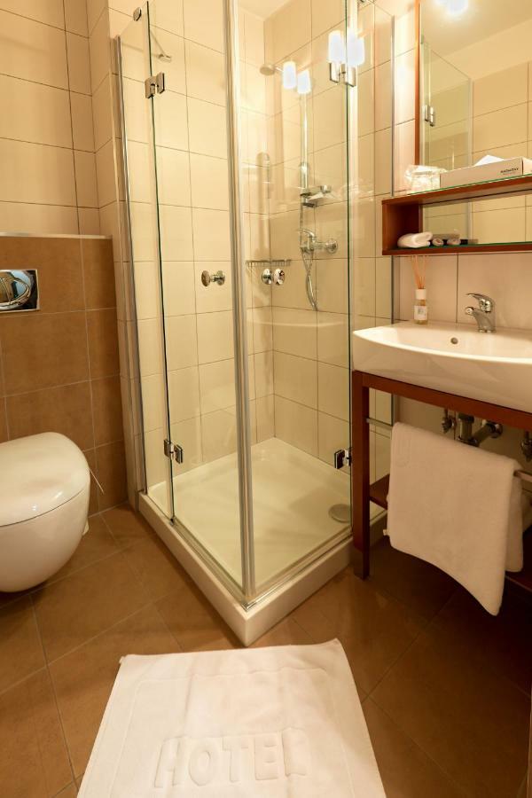 Hotel Bartos Frenštát pod Radhoštěm Bagian luar foto